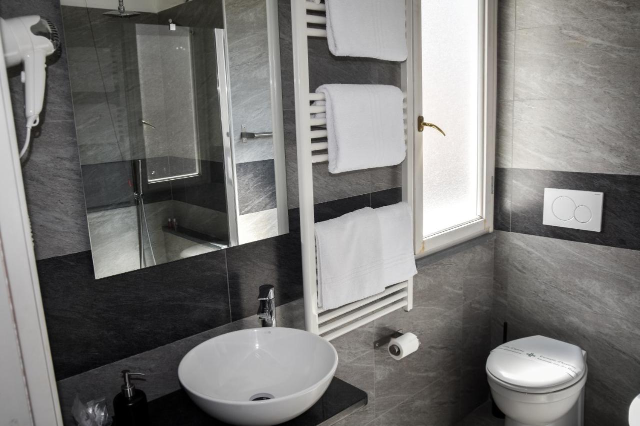 Affittacamere Delfo Pise Extérieur photo